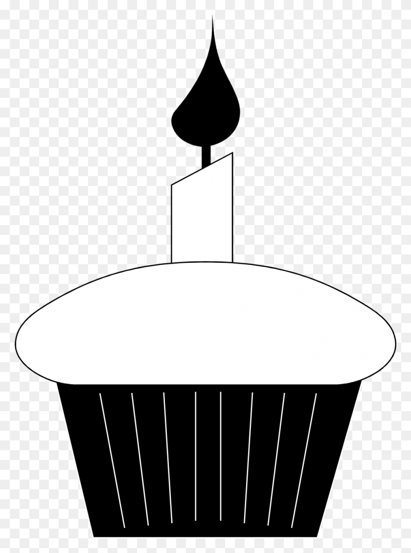 958x1315 Cupcake De Cumpleaños En Blanco Y Negro Clipart De Cupcake En Blanco Y Negro - Imágenes De Clipart De Cumpleaños Gratis