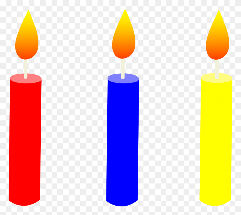 2100x1860 Три Зажженных Свечи Для Торта На День Рождения - Основной Клипарт