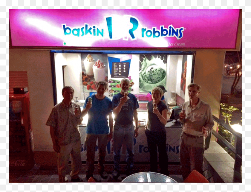 1001x752 Baskin Robbins, Person, Human, Clothing HD PNG Download