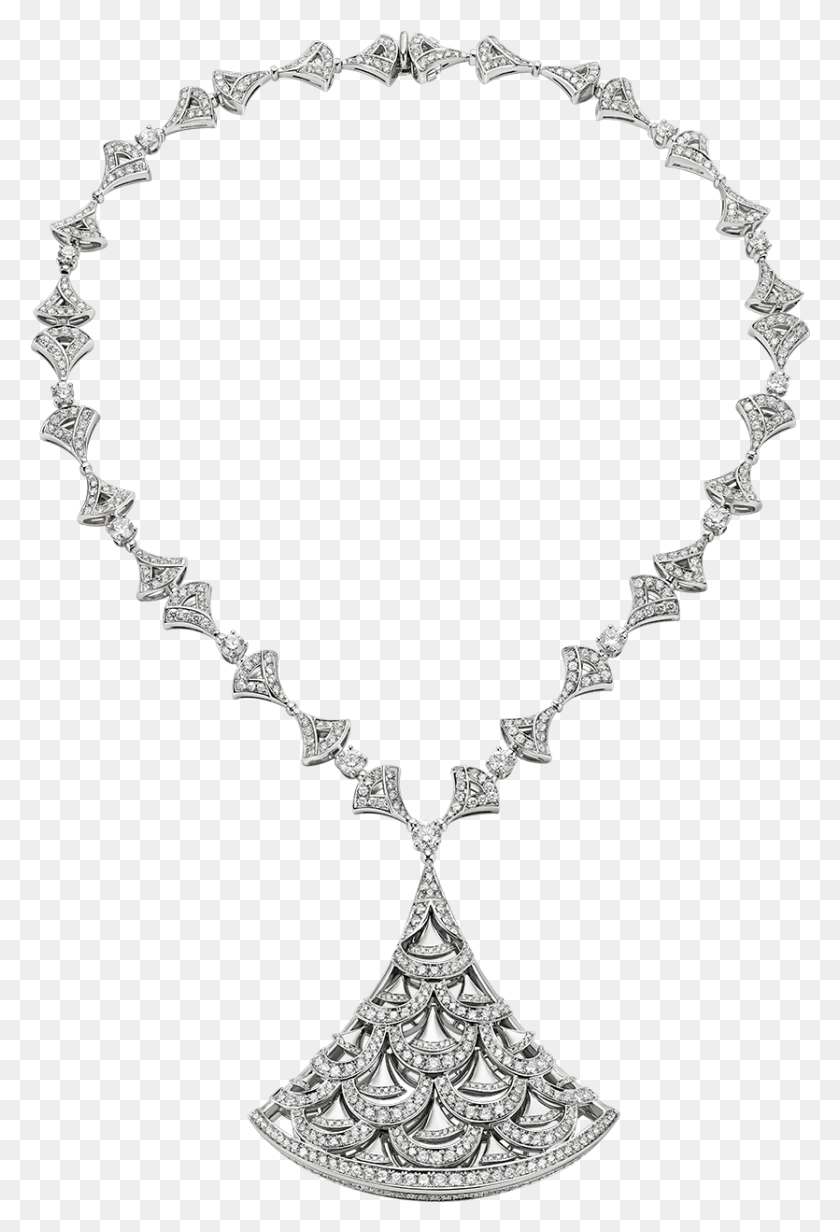 835x1255 Descargar Png Con El Balanceo De Sus Graciosas Curvas Y El Encantador Bvlgari Divas Dream Diamond Necklace, Jewelry, Accessories, Accessory Hd Png
