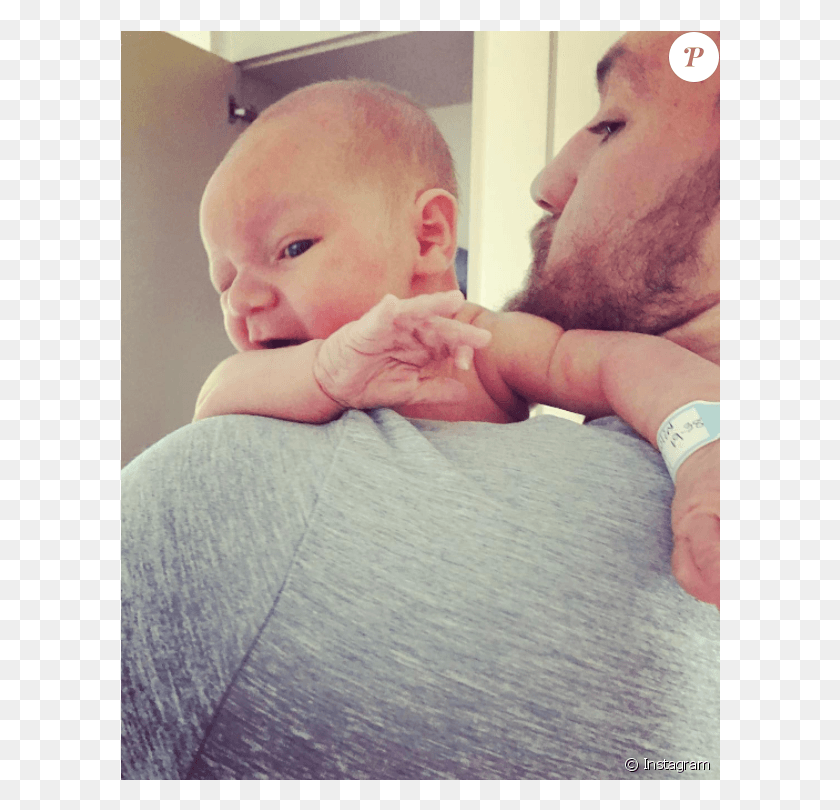 600x750 Conor Mcgregor Et Sa Compagne Dee Devlin Ont Accueilli, Newborn, Baby, Person HD PNG Download