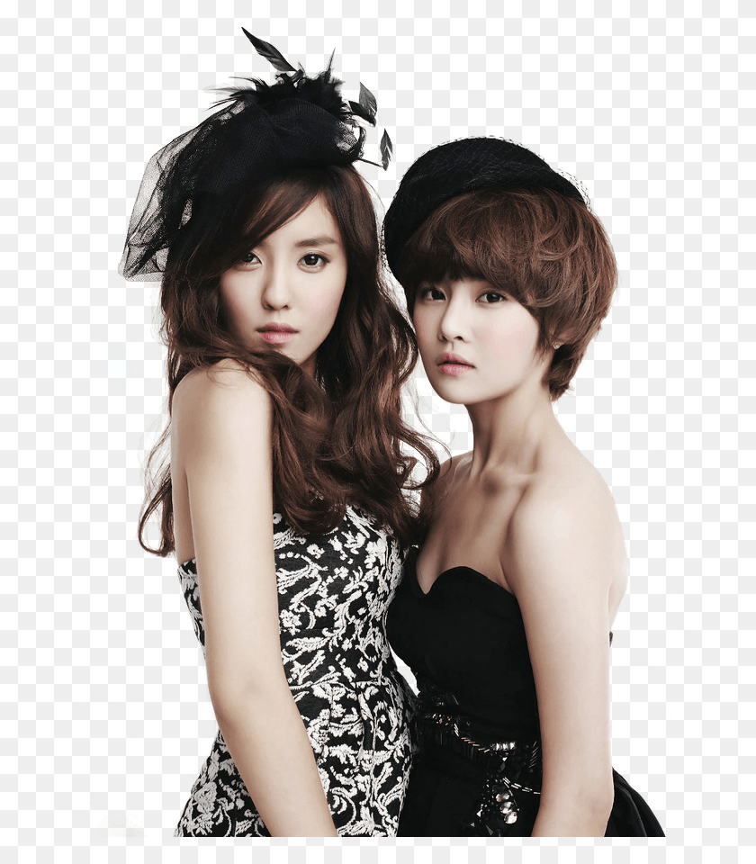 697x900 Country Woman T Ara Vogue Girl, Clothing, Apparel, Person HD PNG Download