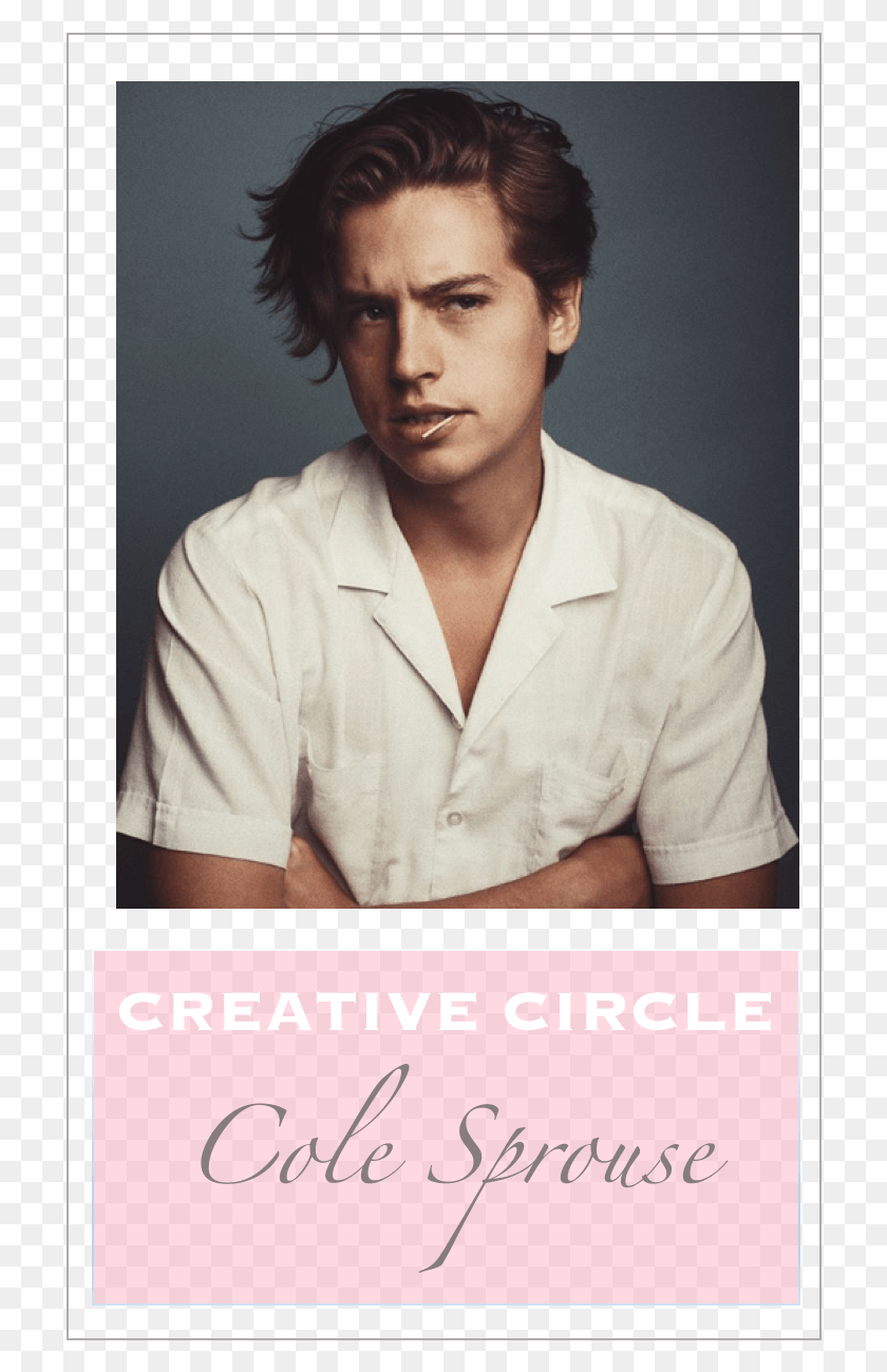 716x1240 Círculo Creativo Cole Sprouse Cole Sprouse, Persona, Humano, Rostro Hd Png