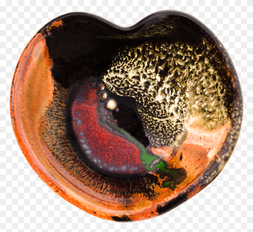 1352x1232 Earth Tones And Red Heart Bowl Macro Photography, Sphere, Animal, Invertebrate HD PNG Download
