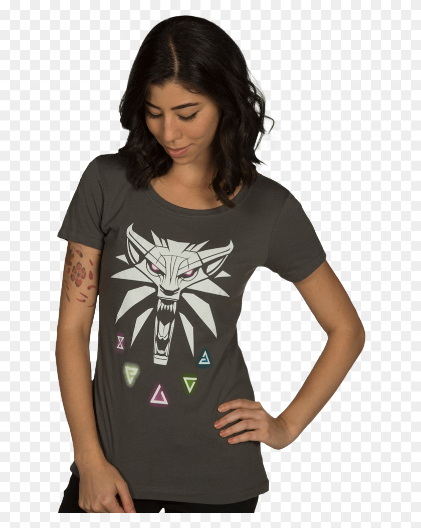 621x992 Female T Shirt Close Up Witcher Female T Shirt, Clothing, Apparel, Sleeve HD PNG Download