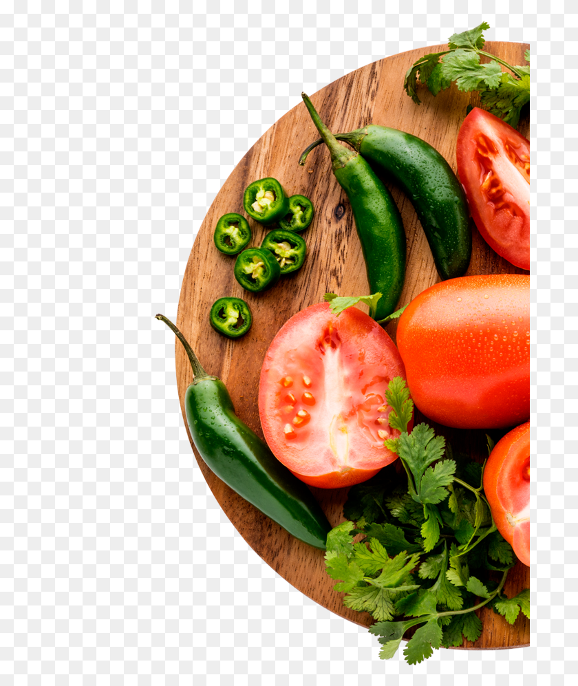 700x937 Los Tomates Frescos En La Tabla De Cortar Alimentos Naturales, Planta, Vegetal, Alimentos Hd Png