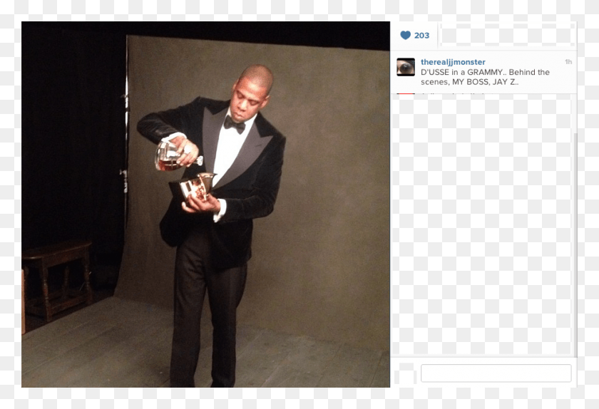 923x609 Jay Z Grammy Jay Z Drinking From Grammy, Suit, Overcoat, Coat HD PNG Download