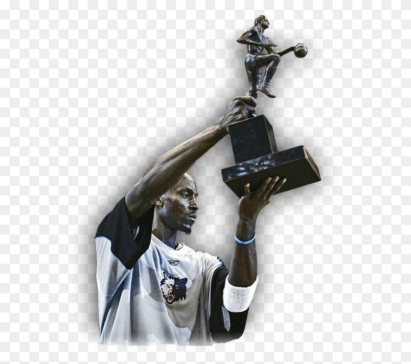 561x685 Kevin Garnett With His 2004 Nba League Mvp Trophey Crucifix, Person, Human, Trophy HD PNG Download