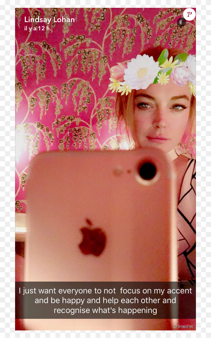 721x1281 Lindsay Lohan Sur Snapchat Le 3 Novembre Girl, Phone, Electronics, Mobile Phone HD PNG Download