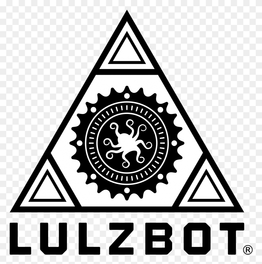 1318x1331 Логотип Lulzbot R Bw Реалистичная 3D-Печатная Маска, Треугольник, Символ, Стрелка Png Скачать