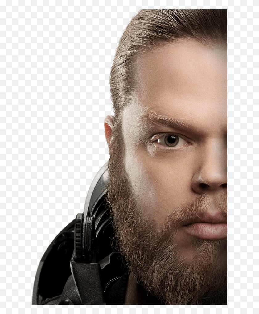 635x960 Mockingjay Part 1 Looks To Tap Into Its Inner Michael Elden Henson In Hunger Games, Face, Person, Human HD PNG Download