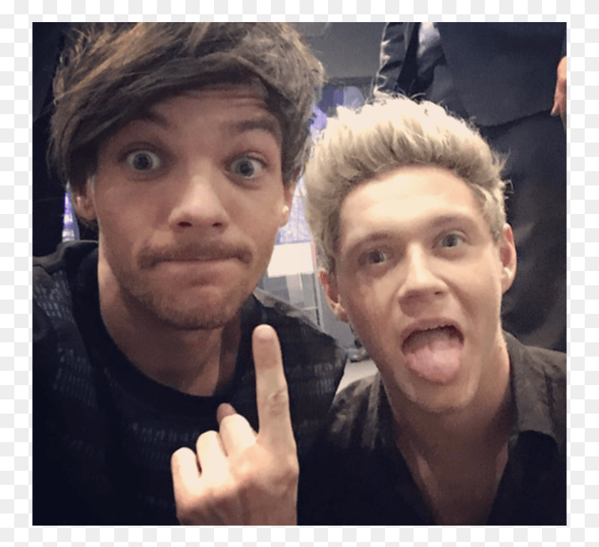 751x707 Niall Horan Revela Que Louis Tomlinson Impediu O One Niall Horan And Louis Tomlinson Selfie, Face, Person, Human HD PNG Download