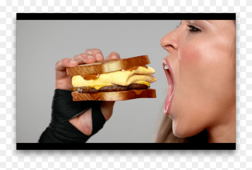1537x1001 Ronda Rousey Eating, Hot Dog, Food, Person HD PNG Download
