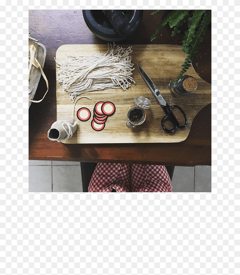 641x904 Table, Tabletop, Furniture, Scissors HD PNG Download