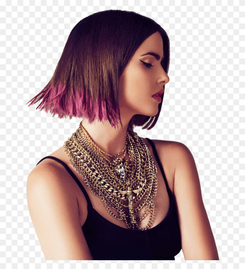 667x860 Teen Wolf Cast Crystal Reed Coliere Roz Maquillaje Shelley Hennig Cabello, Collar, Joyas, Accesorios Hd Png