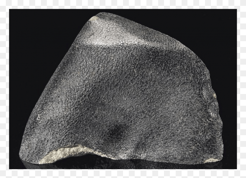 1572x1101 Png Самый Большой Лунный Метеорит, Когда-Либо Доступный На Meteoritos Mas Caros, Рок, Одежда, Одежда Hd Png Скачать