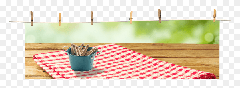 1921x612 Use Clothespins To Secure Your Tablecloth To The Picnic Toalha De Mesa Vermelha Xadrez, Bowl, Rug, Home Decor HD PNG Download