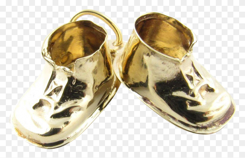 924x570 Vintage 14 Karat Yellow Gold Baby Shoes Charm Found Brass Instrument, Pottery, Glass, Jug HD PNG Download