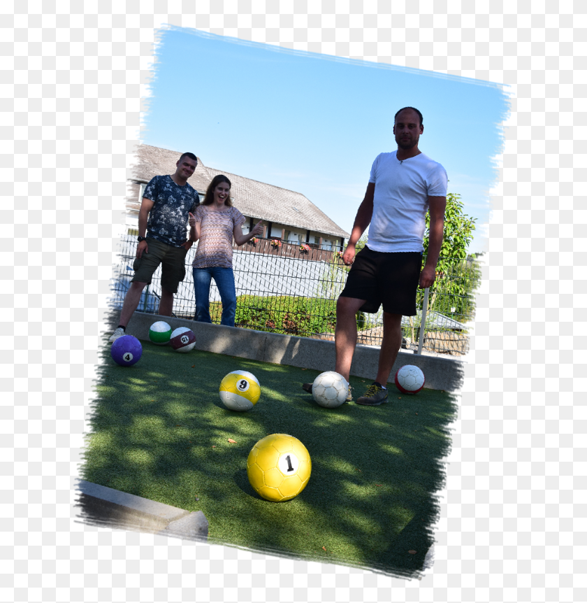 636x802 When Sinking The Black Ball It Should Be Noted That Toss A Bocce Ball, Person, Human, People HD PNG Download